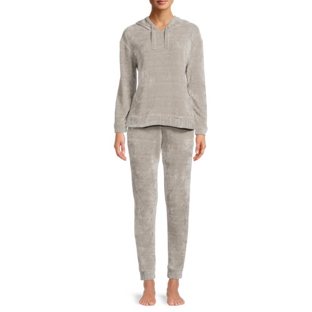 Cozy Women’s Lounge Set.